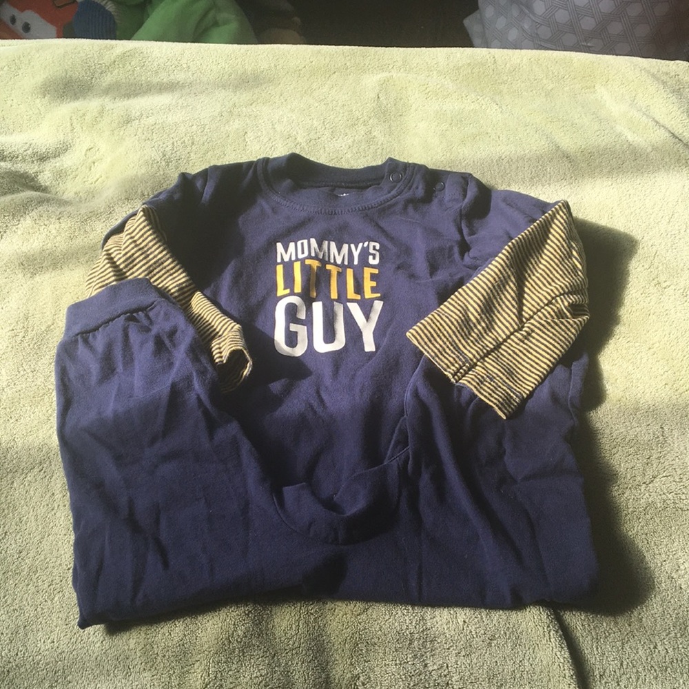 Carter’s navy blue and yellow romper. NWOT